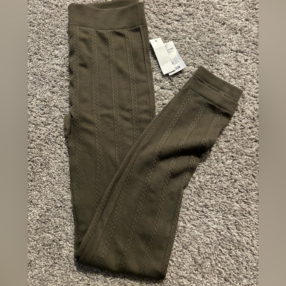 Green patterned leggings